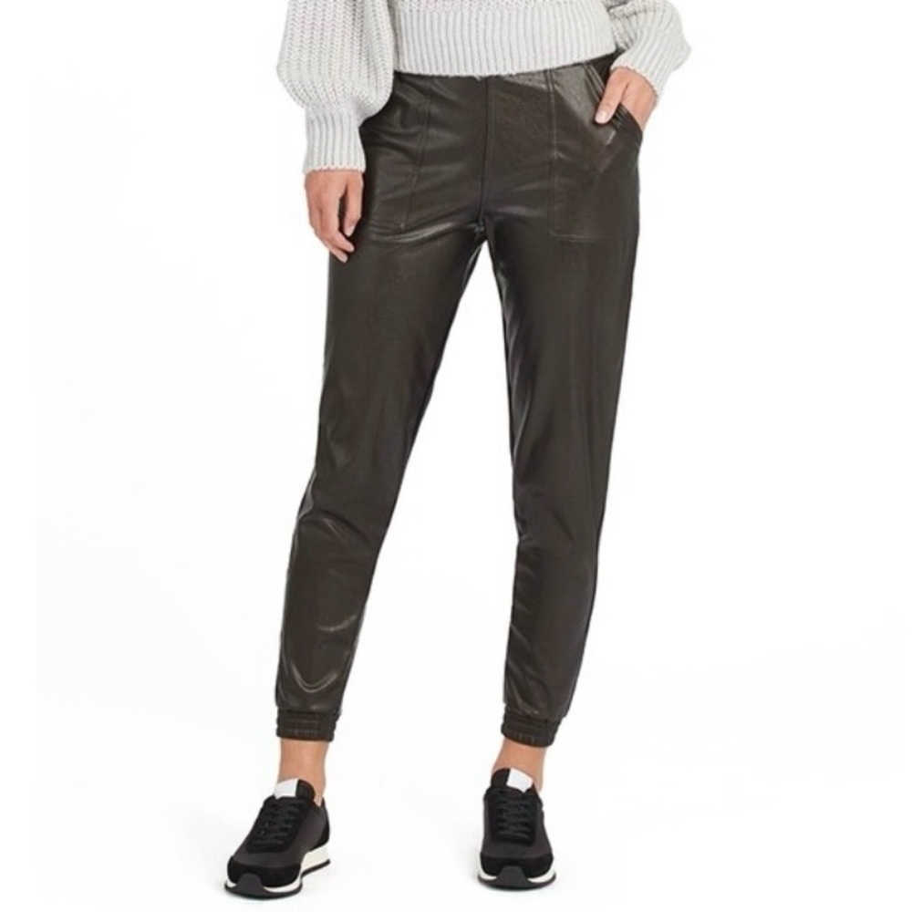Spanx Faux Leather Jogger Pants Women’s Size XL Pull On Shaping Technology Black